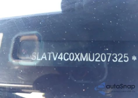 2021 Rolls-Royce Cullinan z USA, uszkodzony, nr VIN SLATV4C0XMU207325